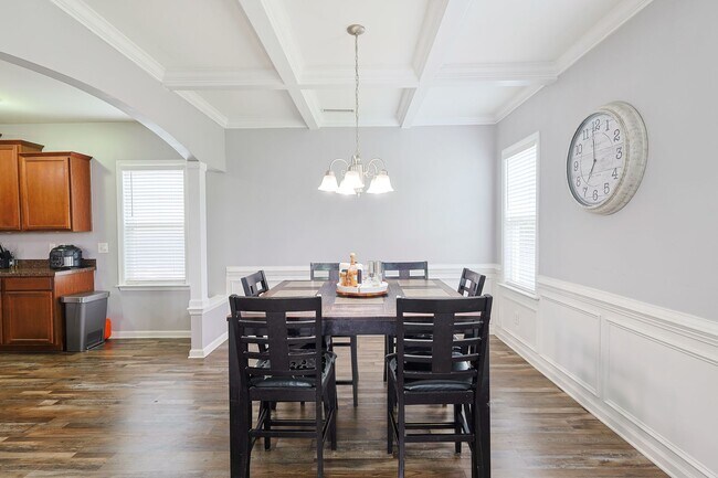 Building Photo - 363 Heathrow Dr