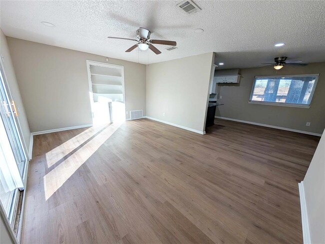 Building Photo - 7440 NW 6th St