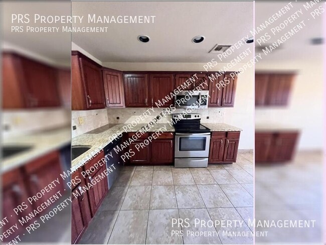 Building Photo - 11942 N 112th Way