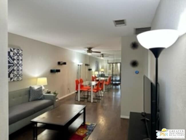 Building Photo - 2810 N Arcadia Ct