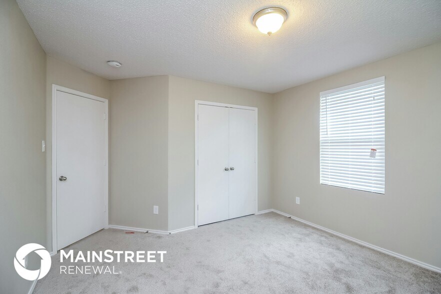 Building Photo - 1209 Candler Dr