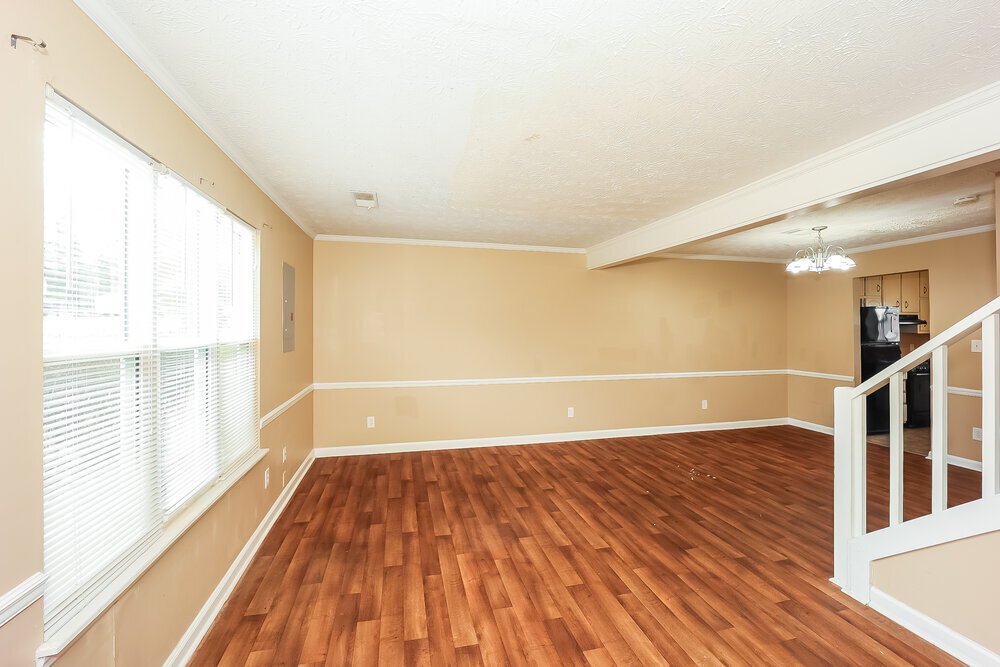 Building Photo - 8194 Canyon Forge Dr