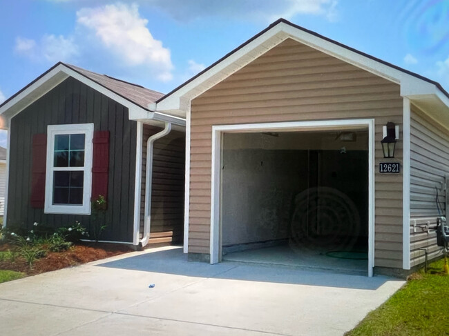 Primary Photo - 12621 Orchid Ln