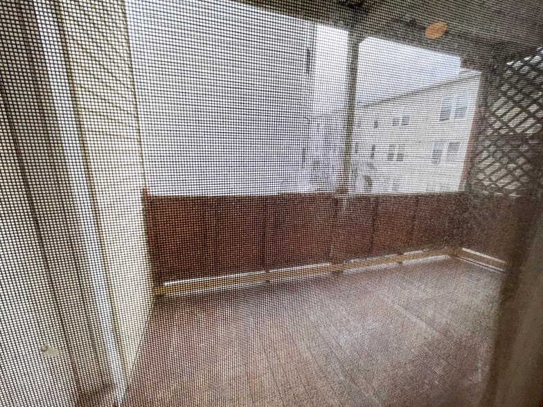 Building Photo - 50 Crescent Ave