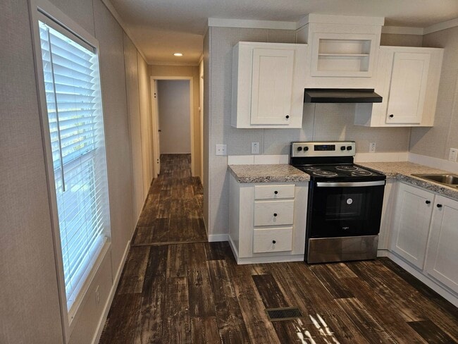 Building Photo - 14236 Max Hooks Rd