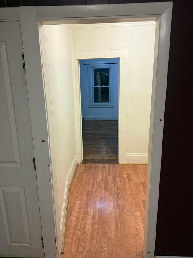 Building Photo - 73 Friend St