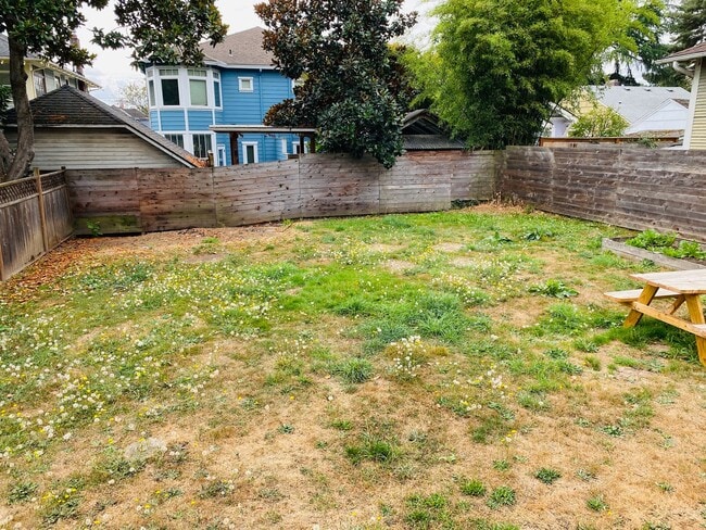 Building Photo - Modern and Crisp throughout-Charmer Bungalow