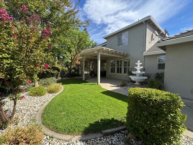Building Photo - 360 Allenwood Ct