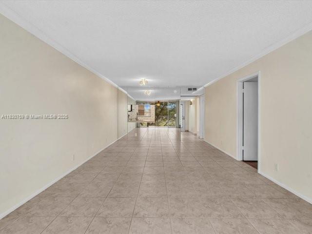 Building Photo - 9311 Orange Grove Dr