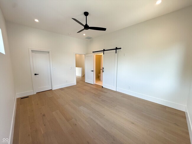 Building Photo - 1448 Lexington Ave