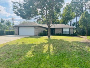 Building Photo - Beautiful 3 Bed/2 Bath Single Family Home In Deltona!!