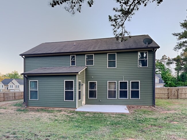 Building Photo - 83 Collins Run Dr