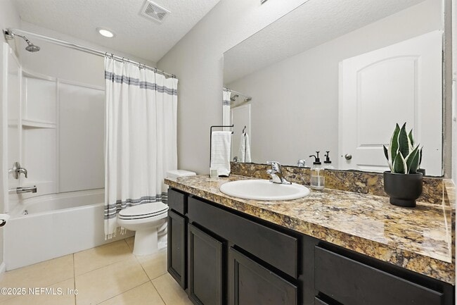 Building Photo - 3253 Hidden Meadows Ct