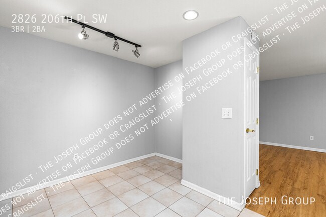 Building Photo - 2826 206th Pl SW