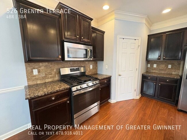 Building Photo - 526 Grenier Terrace NE