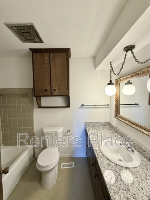 Building Photo - 6912 E 46th Pl