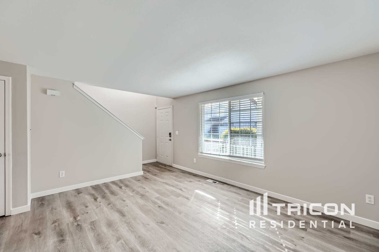 Building Photo - 18708 35th Ave NE