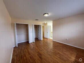 Building Photo - 3 bedroom in Miami Gardens FL 33169