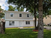 Building Photo - 254 Thornhurst Rd