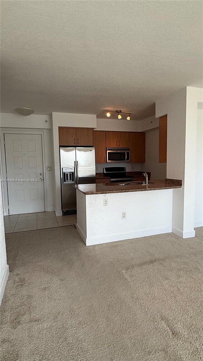 Building Photo - 1830 Radius Dr