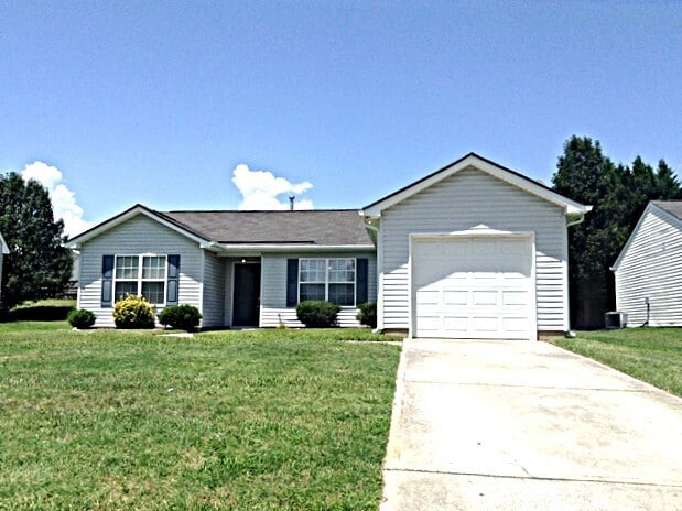Building Photo - 10212 Illoria Dr
