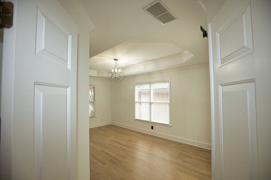 Building Photo - 3097 Hudson Way