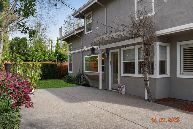 Building Photo - A Gem in Danville's Desirable Tassajara Ra...