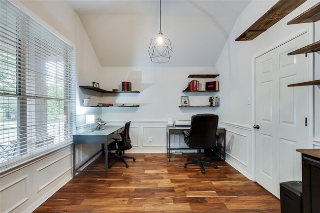 Building Photo - 1426 Gracy Dr