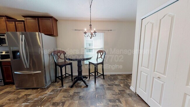 Building Photo - 517 S Aberdeenshire Dr