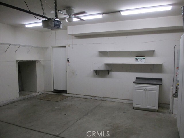 Building Photo - 41201 Crooked Stick Dr