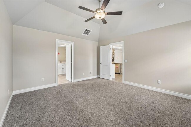 Building Photo - 12401 Samara Dr