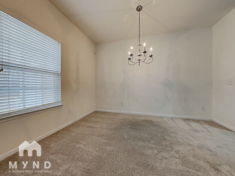 Building Photo - 2307 Crosscut Dr