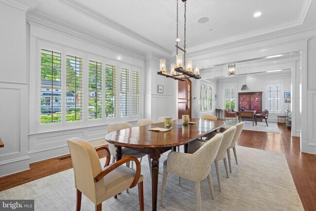 Building Photo - 5600 Brite Dr