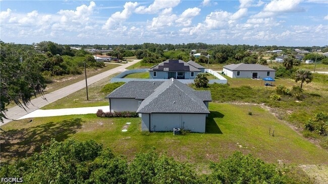 Building Photo - 3013 Adcock Dr