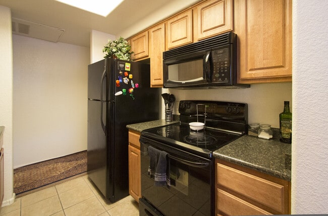 Building Photo - AVAILABLE NOW!!! GATED COMMUNITY - THE RAVEN - WITH GREAT AMENITIES