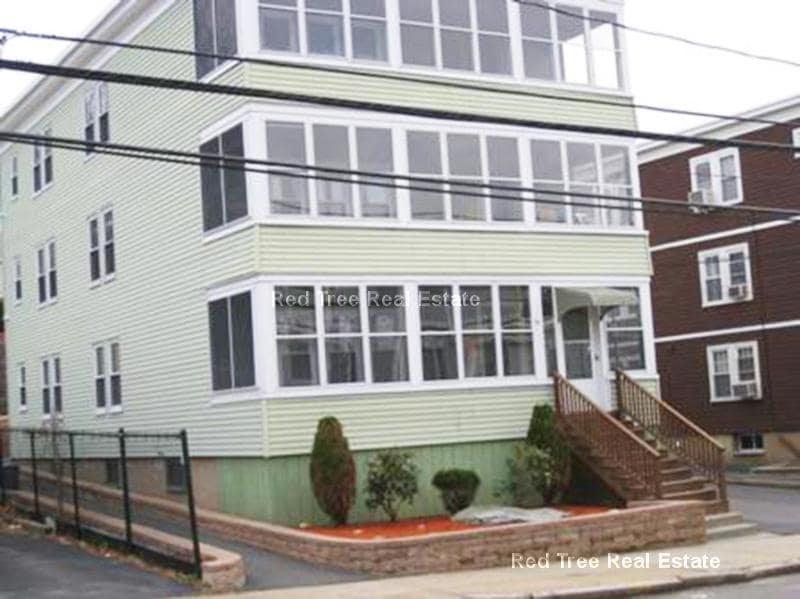 Building Photo - 56 Union St