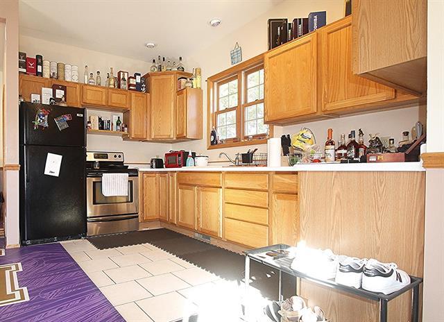 Building Photo - 136 Unit A (Lower)