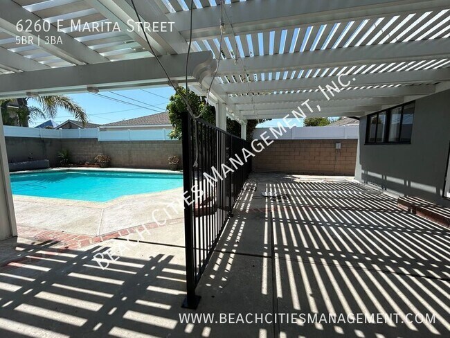 Building Photo - 6260 E Marita St