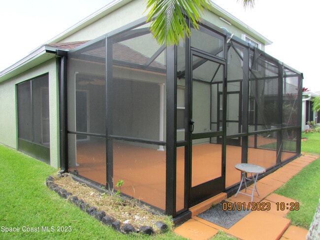 Building Photo - 2710 Bradfordt Dr