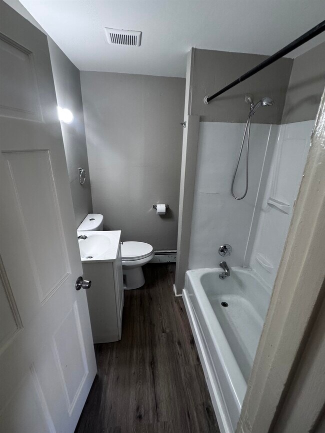 Building Photo - 35 South St