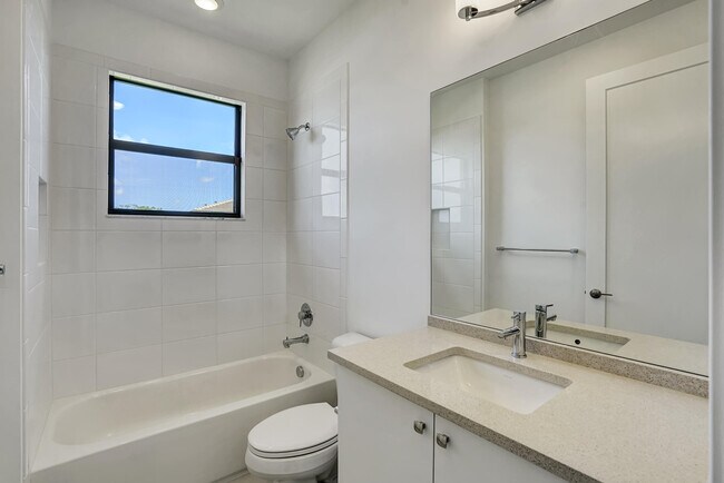 Building Photo - 8125 Crystal Downs Ave