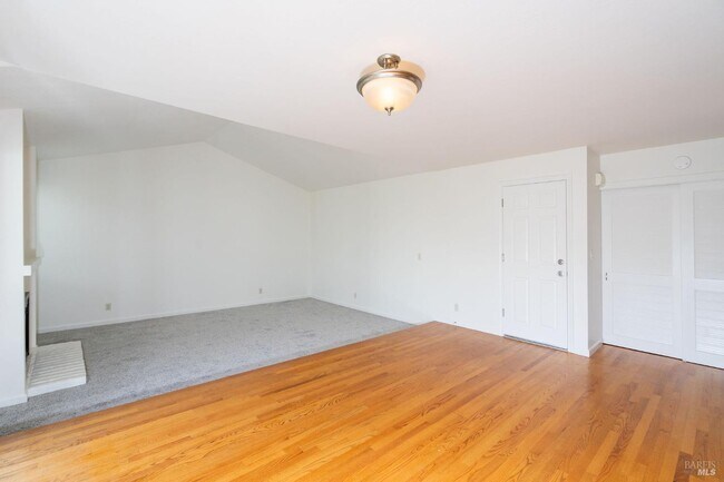 Building Photo - 4248 Leafwood Cir E