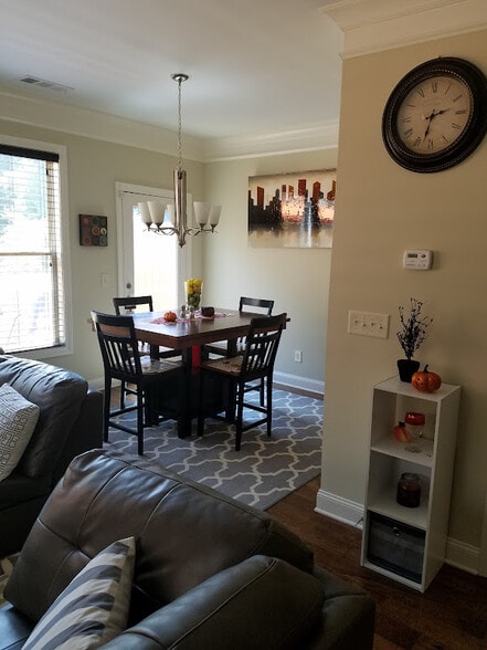 Building Photo - 3060 Olde Towne Pky