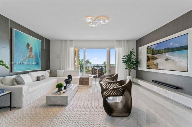 Building Photo - 19143 Fisher Island Dr