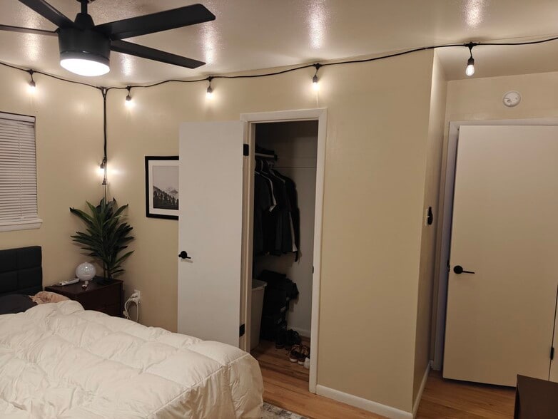 Building Photo - 544 Henry Ave