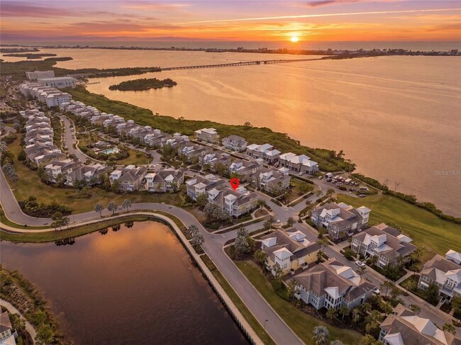 Building Photo - 319 Compass Point Dr