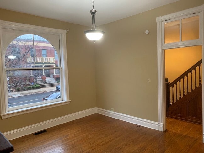 Building Photo - 3129 Shenandoah Ave