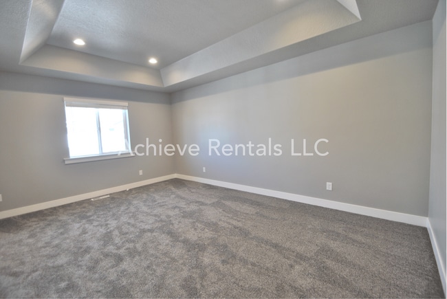 Building Photo - 2242 S 1180 W