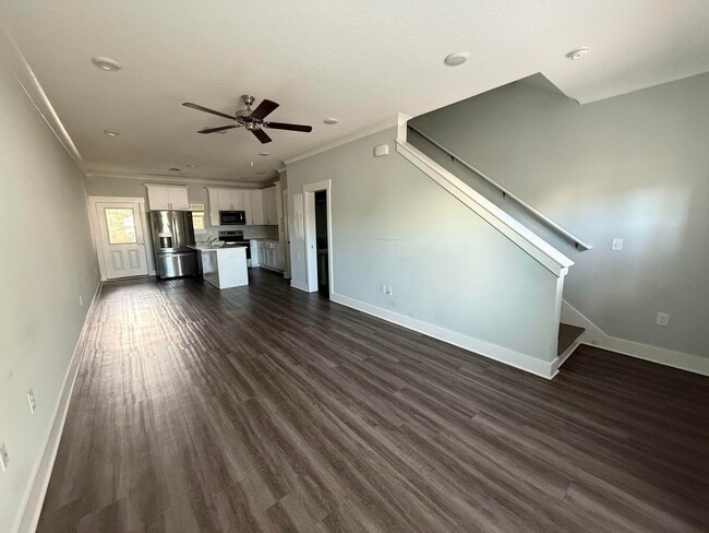 Building Photo - 328 N Sand Palm Rd