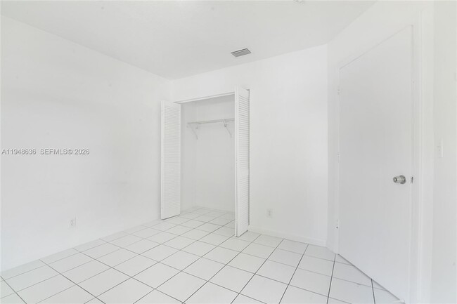 Building Photo - 2536 Cleveland St